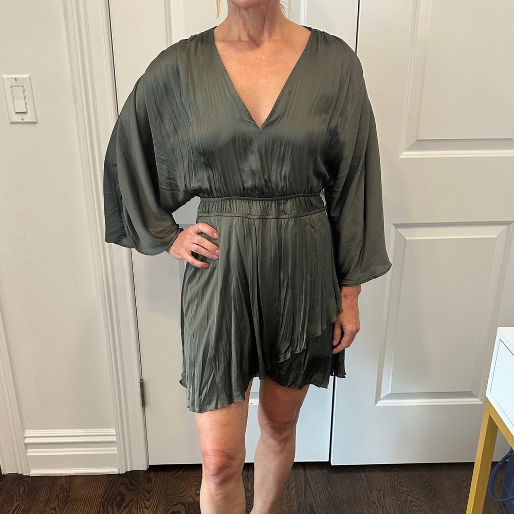 ZARA Elegant Olive Green V-Neck Dress